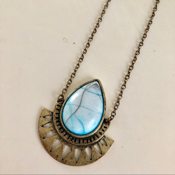 American Eagle Outfitters Jewelry - Turquoise Pendant Necklace